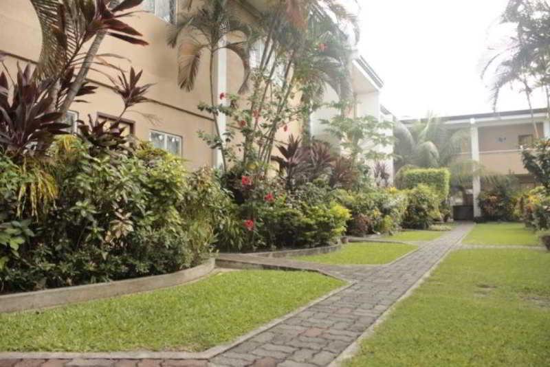 Hotel Red Knight Gardens Davao Exterior foto