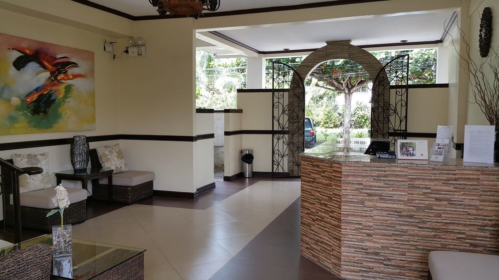 Hotel Red Knight Gardens Davao Exterior foto